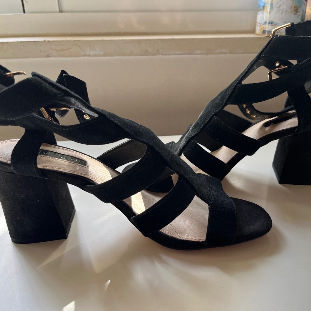 TOPSHOP | Suede Block Heels | Size 8.5